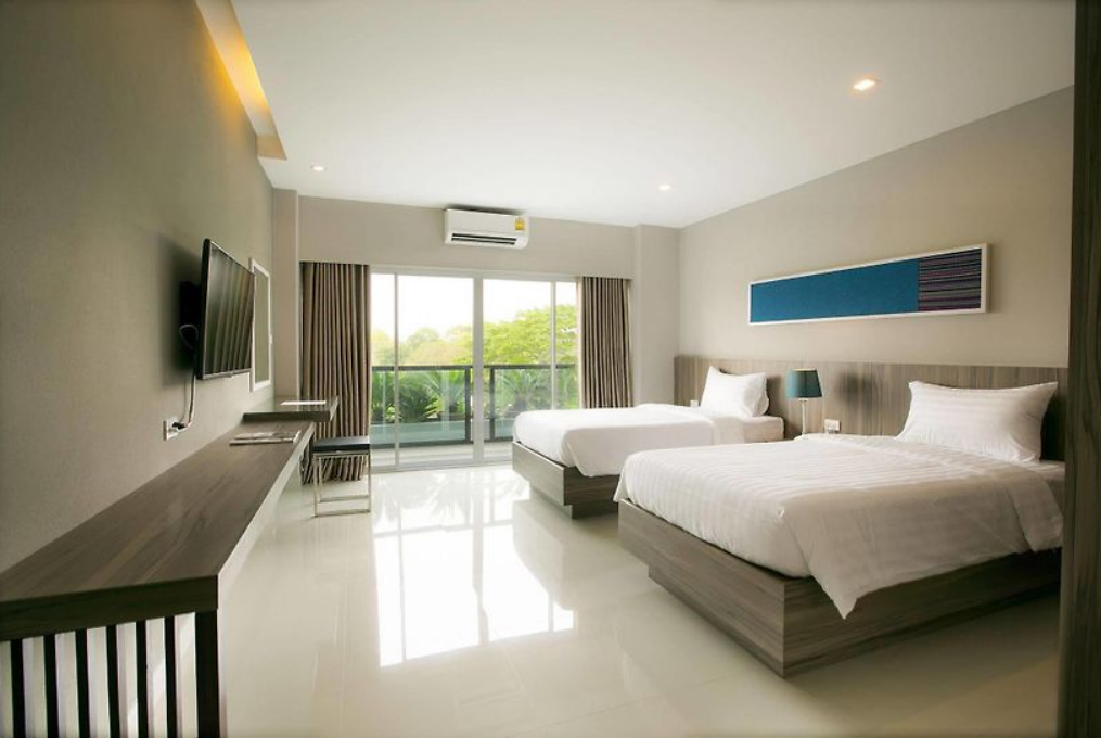 A picture containing indoor, wall, floor, ceiling  Description automatically generated